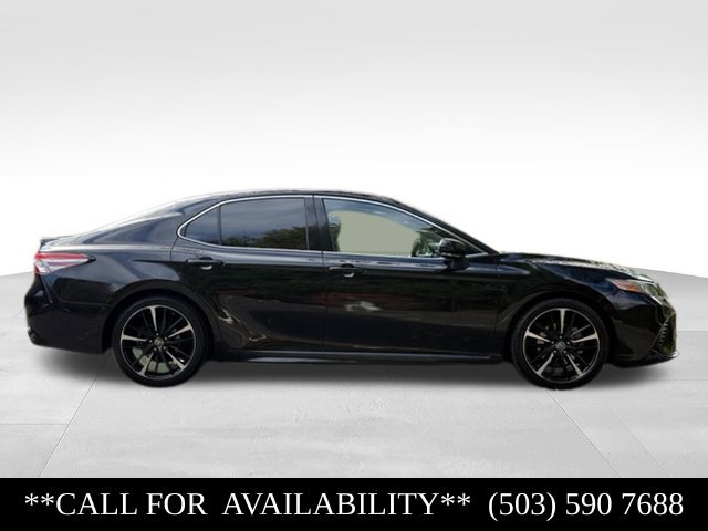 Used 2018 Toyota Camry XSE FWD image 6