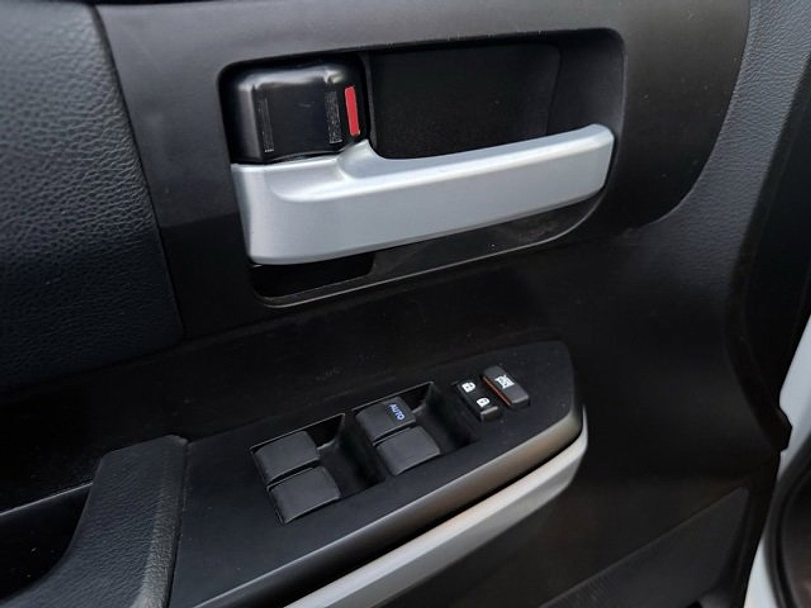 Used 2021 Toyota Tundra SR5 image 12