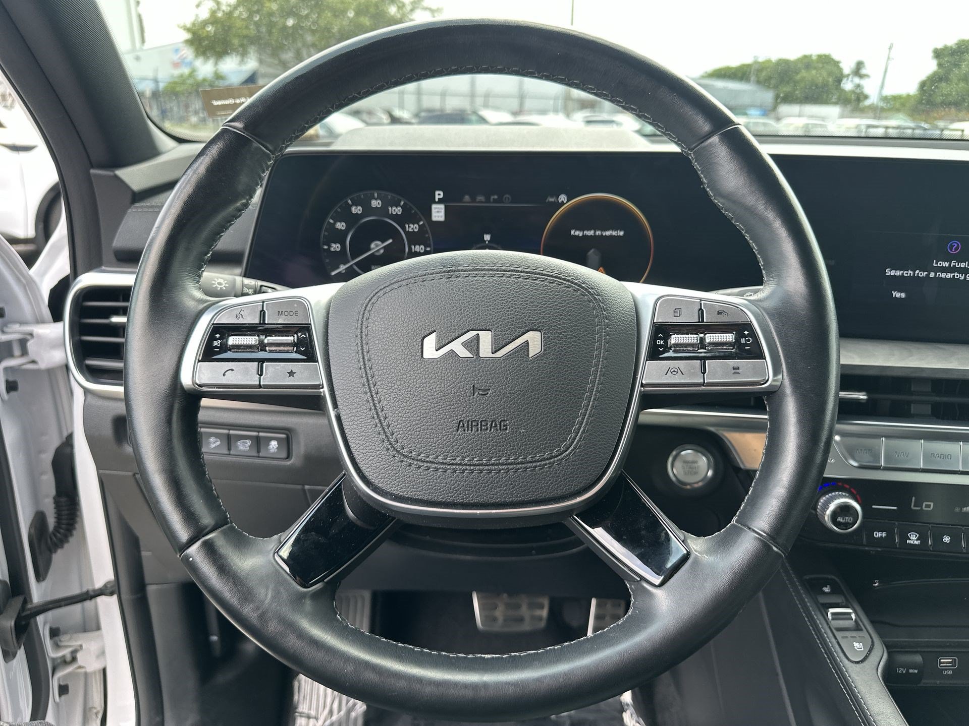Used 2023 Kia Telluride SX X-Pro AWD/4WD image 11