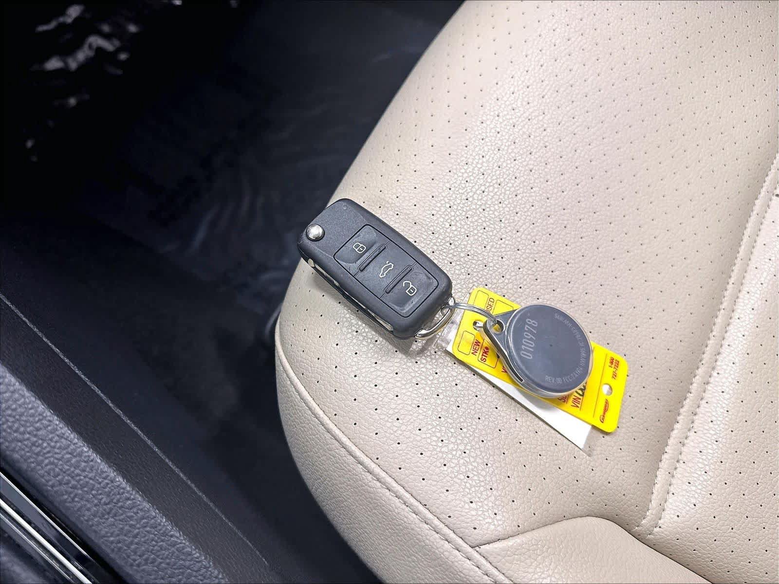 Used 2018 Volkswagen Jetta SEL FWD image 37