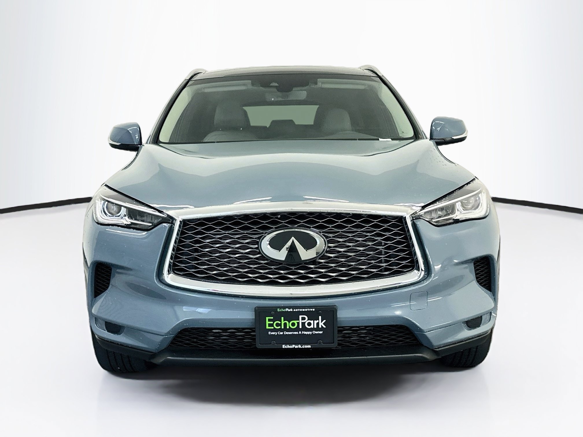 Used 2023 INFINITI QX50 Luxe AWD/4WD image 2