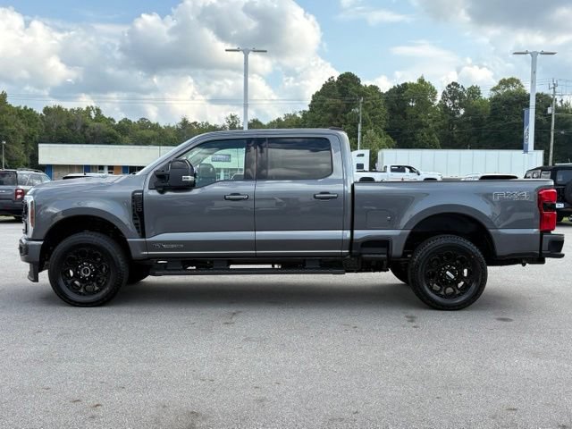 New 2026 Ford F250 Lariat w/ Black Appearance Package AWD/4WD image 2
