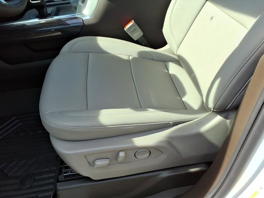Used 2026 Chevrolet Silverado 1500 LTZ w/ Technology Package image 22