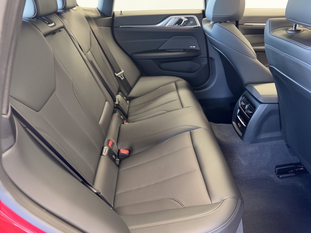 Certified 2025 BMW 430i w/ Premium Package RWD image 29