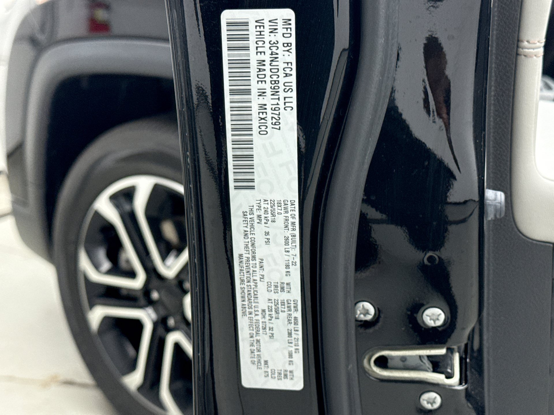Used 2022 Jeep Compass Limited AWD/4WD image 23