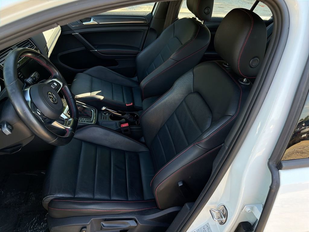 Used 2018 Volkswagen GTI SE w/ SE Leather Package FWD image 13