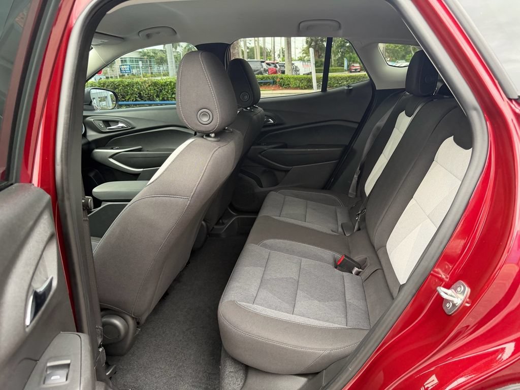 Certified 2024 Chevrolet Trax LS FWD image 4