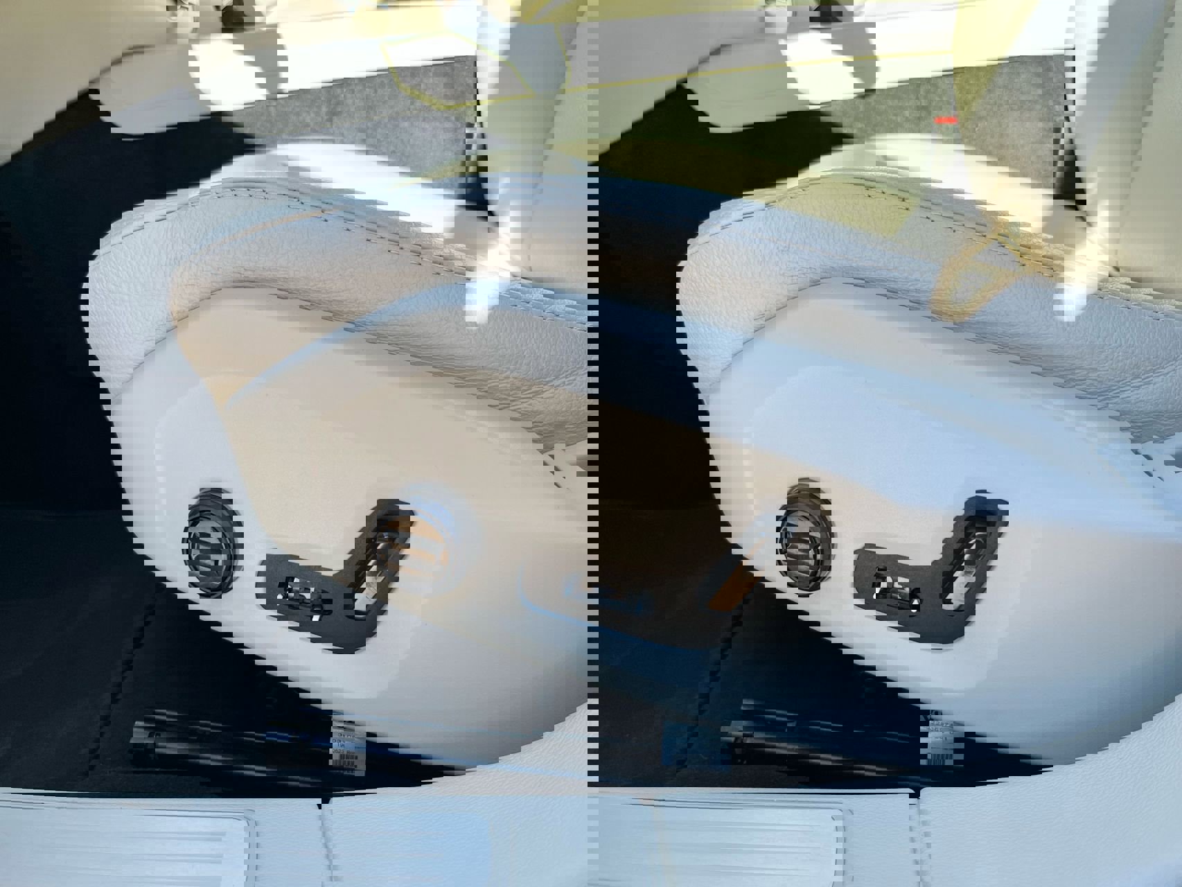 Used 2020 Volvo S60 T5 Momentum w/ Protection Package image 16