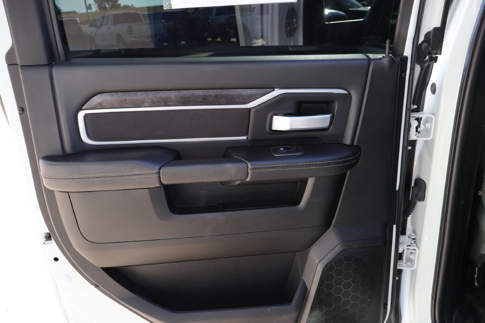 Used 2024 RAM 2500 Big Horn AWD/4WD image 14