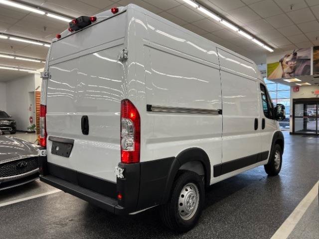 Used 2023 RAM ProMaster 2500 w/ Convenience Group FWD image 6