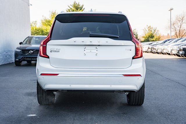 Certified 2025 Volvo XC90 T8 Plus w/ Protection Package Premier image 5