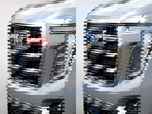 New 2026 GMC Yukon Elevation image 13