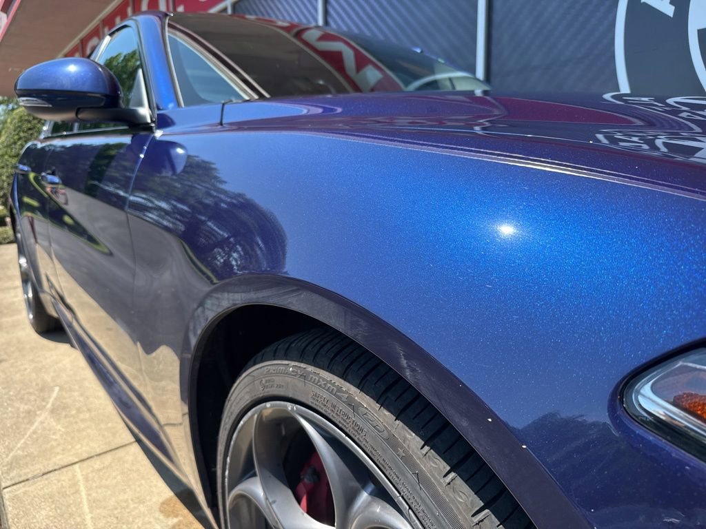 Used 2018 Alfa Romeo Giulia Ti Sport w/ Quick Order Package 22S Sport AWD/4WD image 2