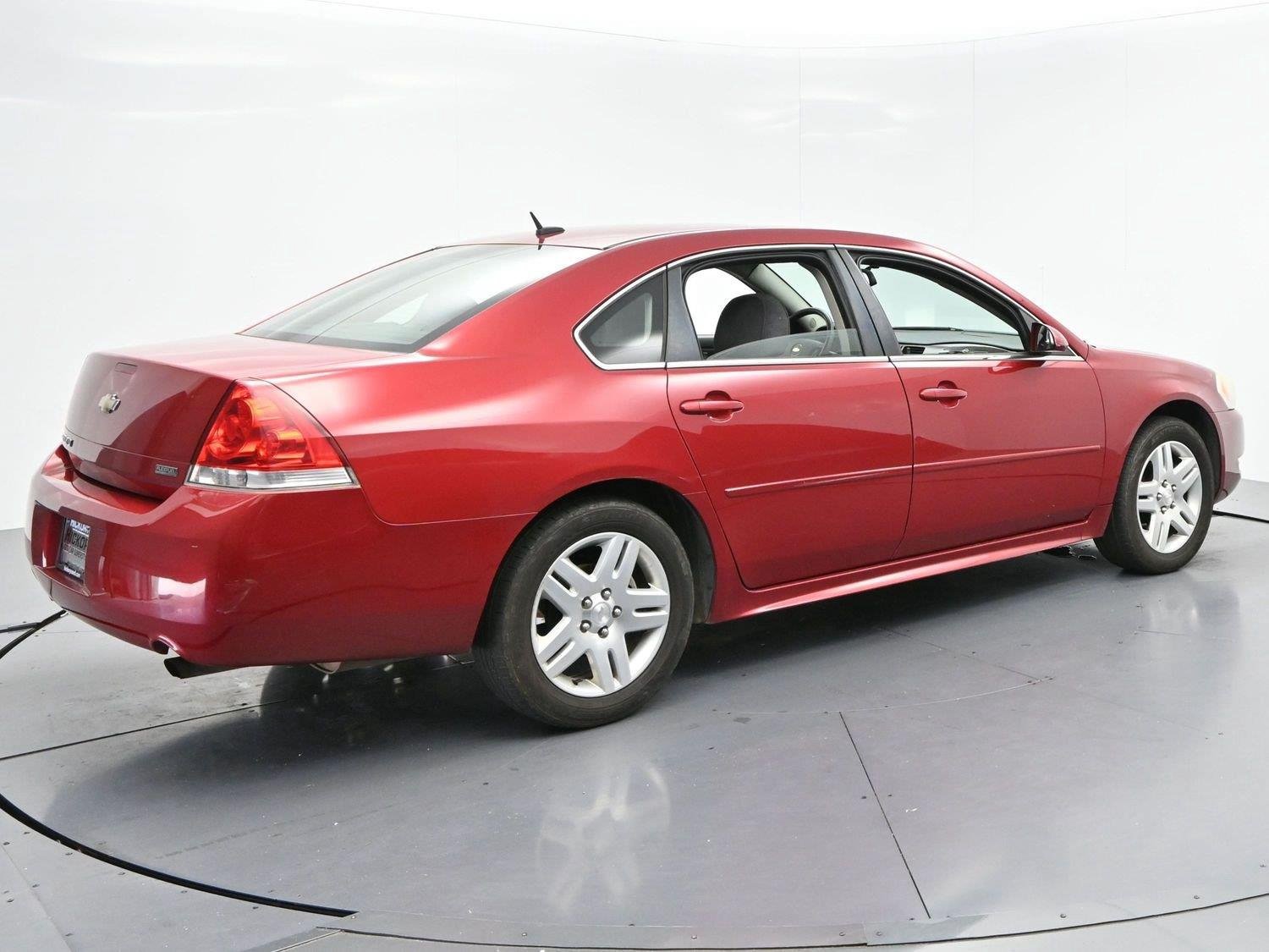 Used 2013 Chevrolet Impala LT w/ LT Sunroof Package FWD image 7