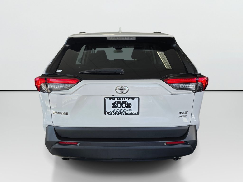 Certified 2025 Toyota RAV4 XLE AWD/4WD image 4