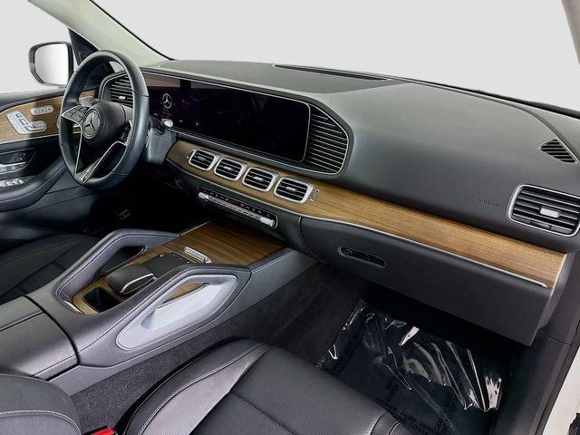 Used 2024 Mercedes-Benz GLE 350 4MATIC w/ Winter Package image 30
