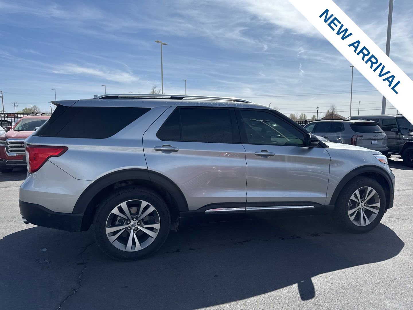 Used 2020 Ford Explorer Platinum w/ Premium Technology Package image 8