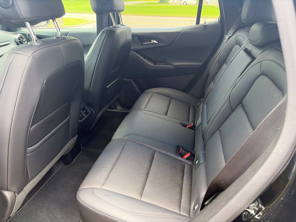 Used 2026 Chevrolet Equinox LT w/ Convenience Package II AWD/4WD image 15