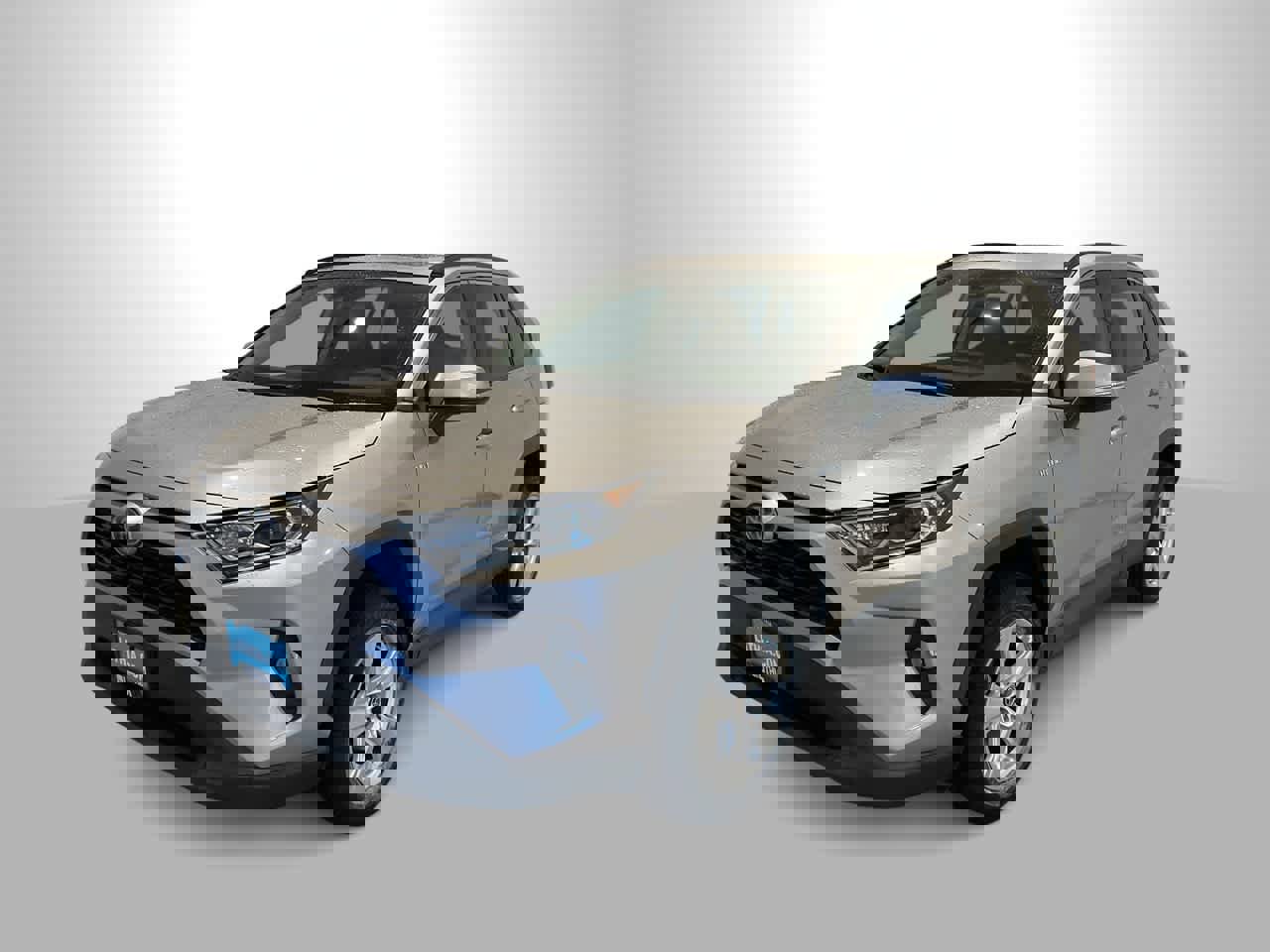 Used 2021 Toyota RAV4 XLE w/ Convenience Package image 1