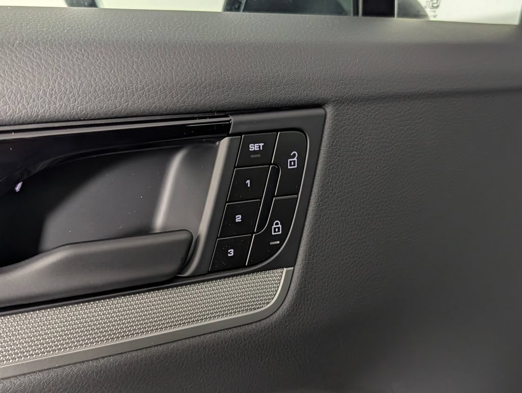 New 2026 Porsche Cayenne S AWD/4WD image 26