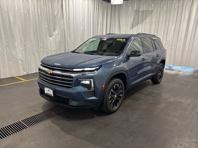 New 2026 Chevrolet Traverse LT w/ Sun and Wheel Package image 7