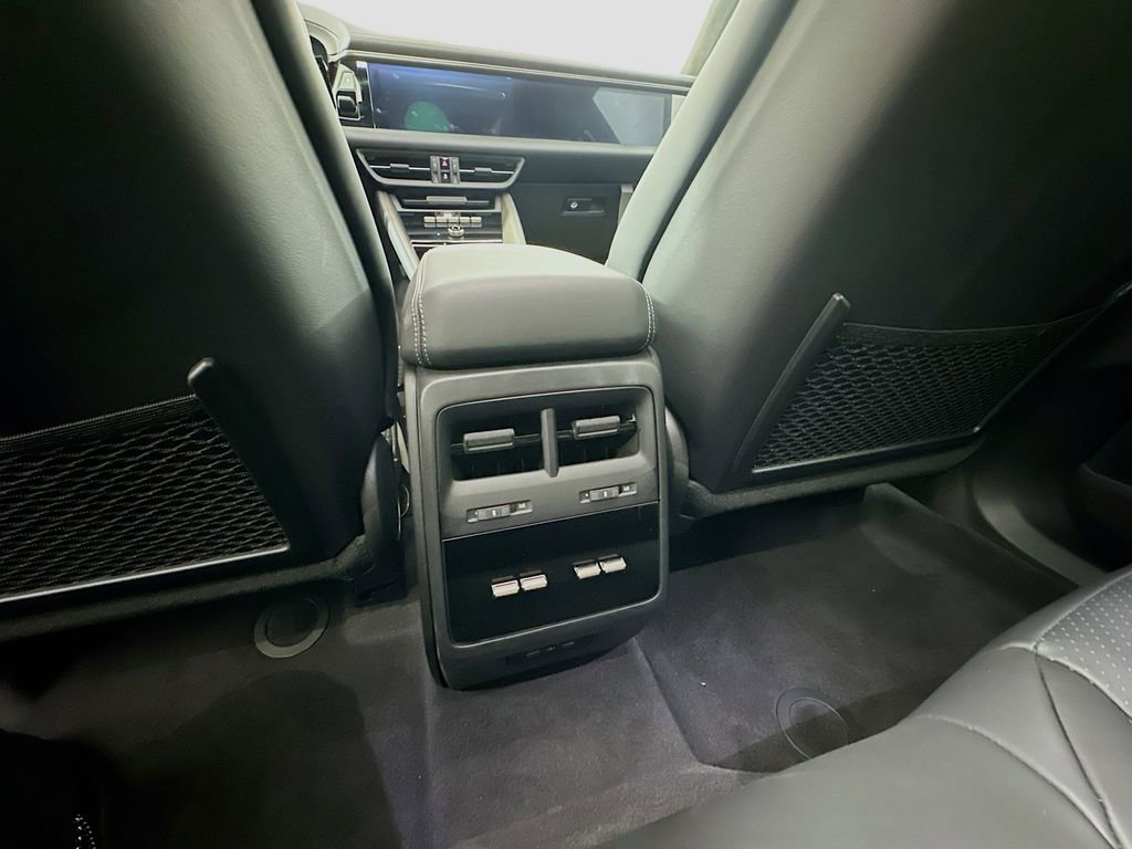 New 2025 Porsche Macan Turbo Electric image 27
