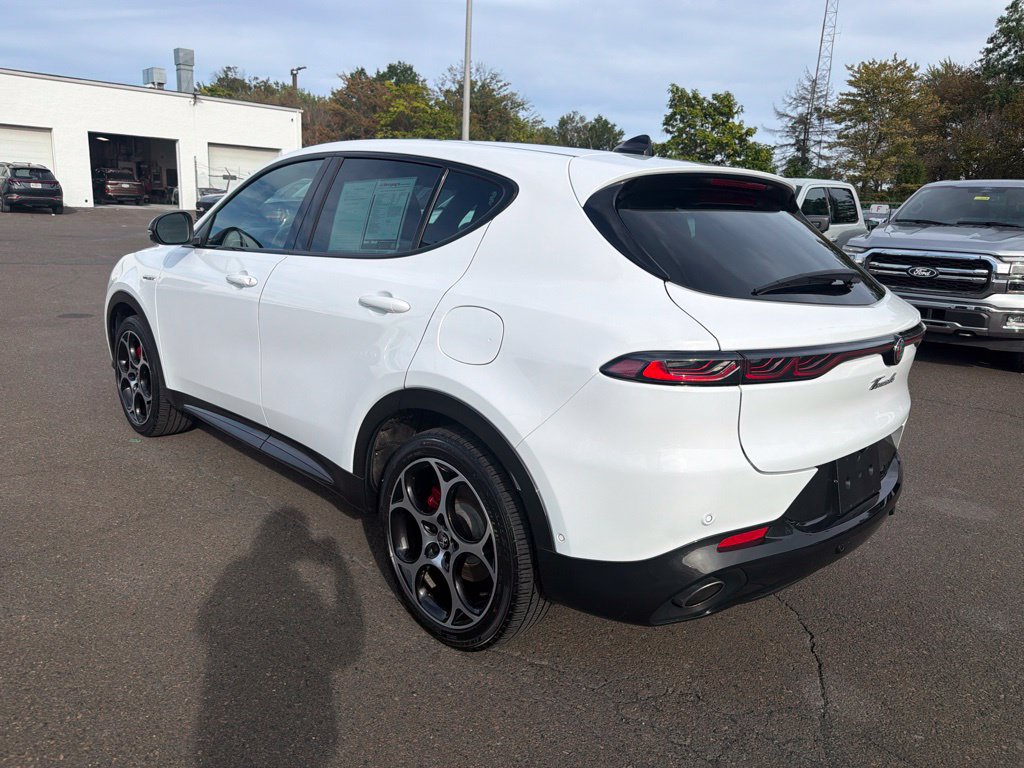 Used 2024 Alfa Romeo Tonale Veloce AWD/4WD image 4