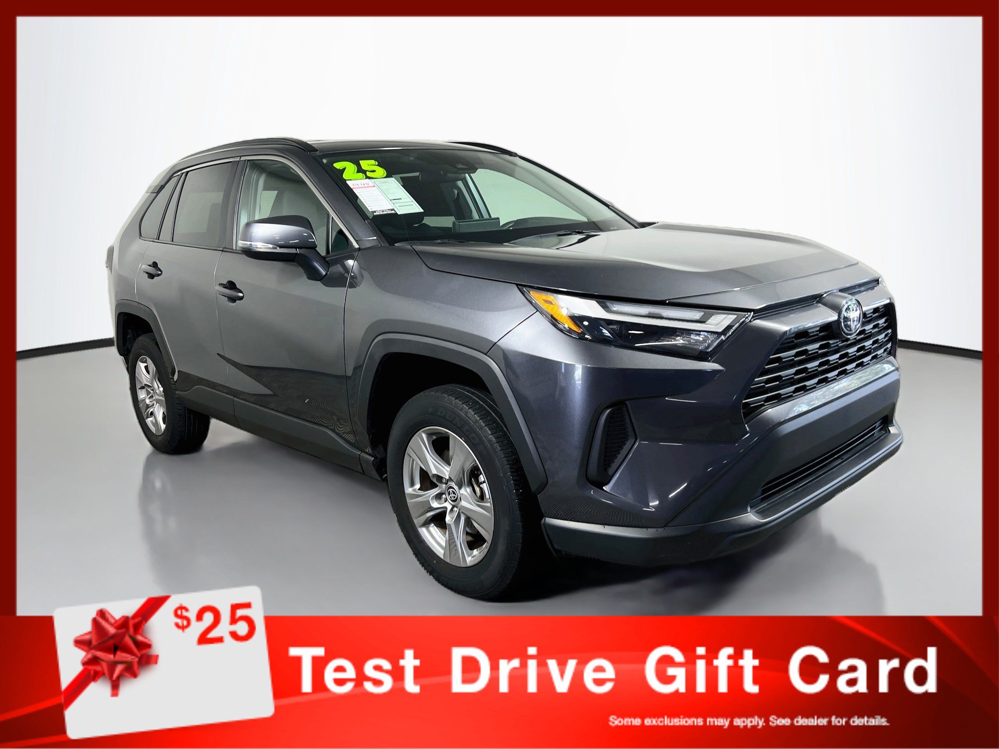 Used 2025 Toyota RAV4 XLE FWD image 1