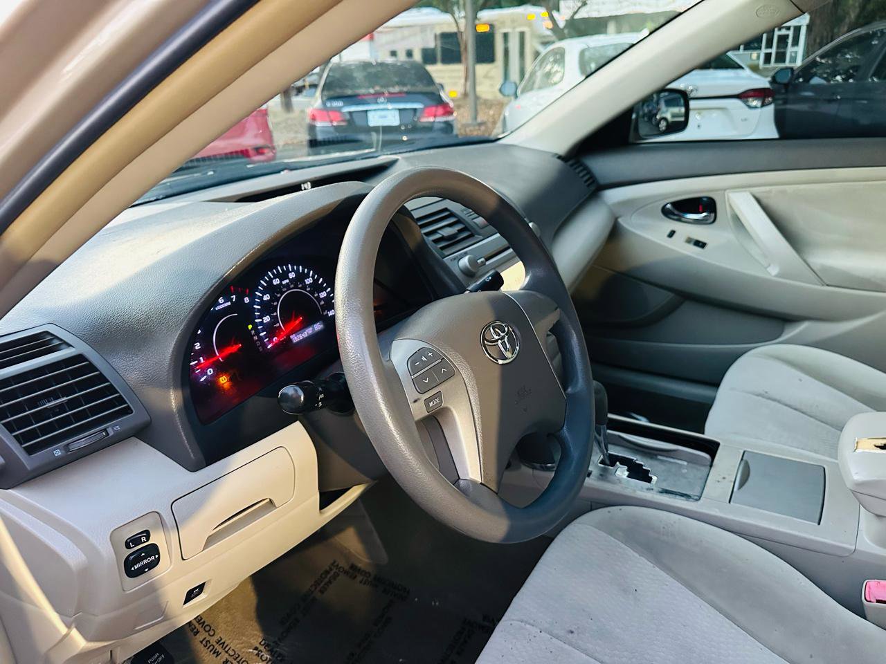 Used 2011 Toyota Camry LE w/ LE Extra-Value Pkg FWD image 9