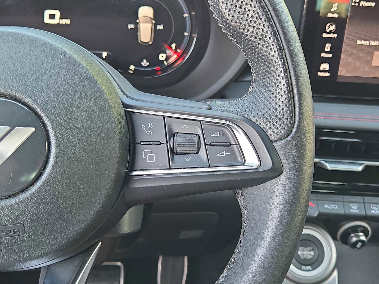 Used 2024 Dodge Hornet GT image 23