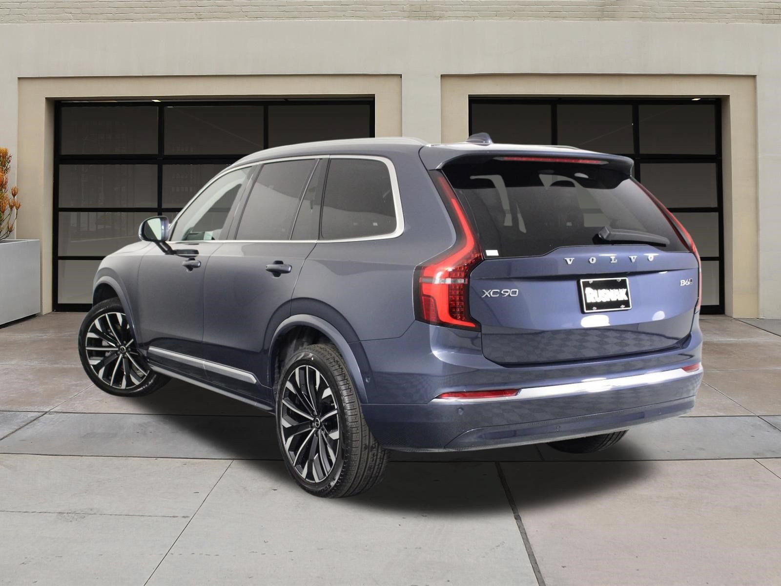 New 2026 Volvo XC90 B6 Plus AWD/4WD image 3