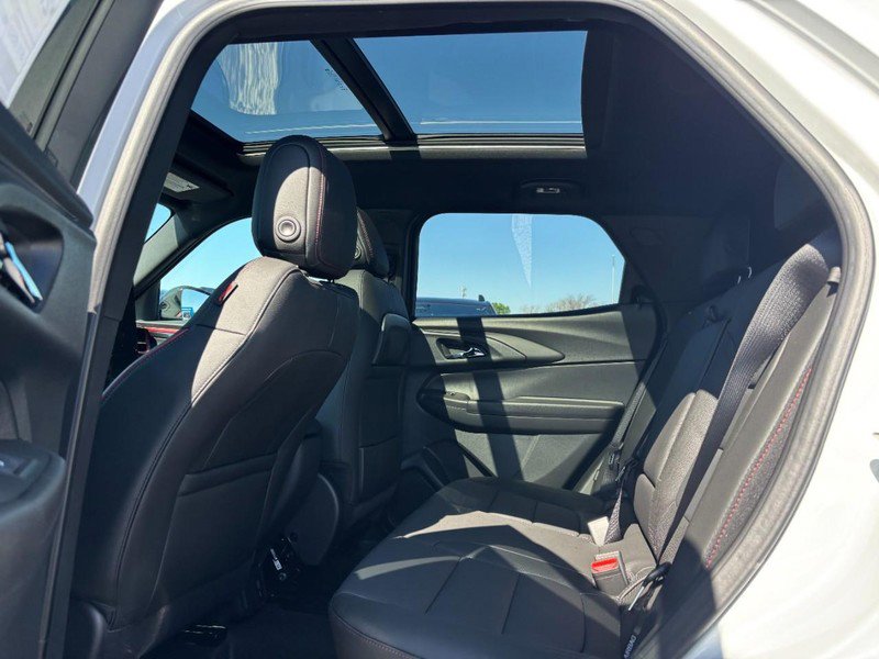 New 2026 Chevrolet TrailBlazer RS w/ Convenience Package AWD/4WD image 5