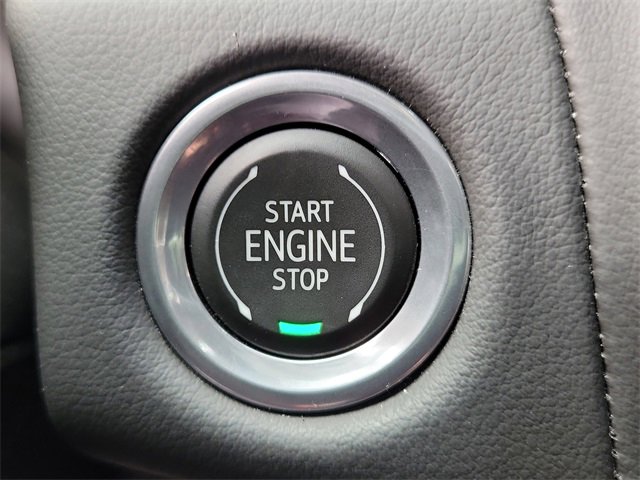 Used 2023 GMC Yukon AT4 image 33