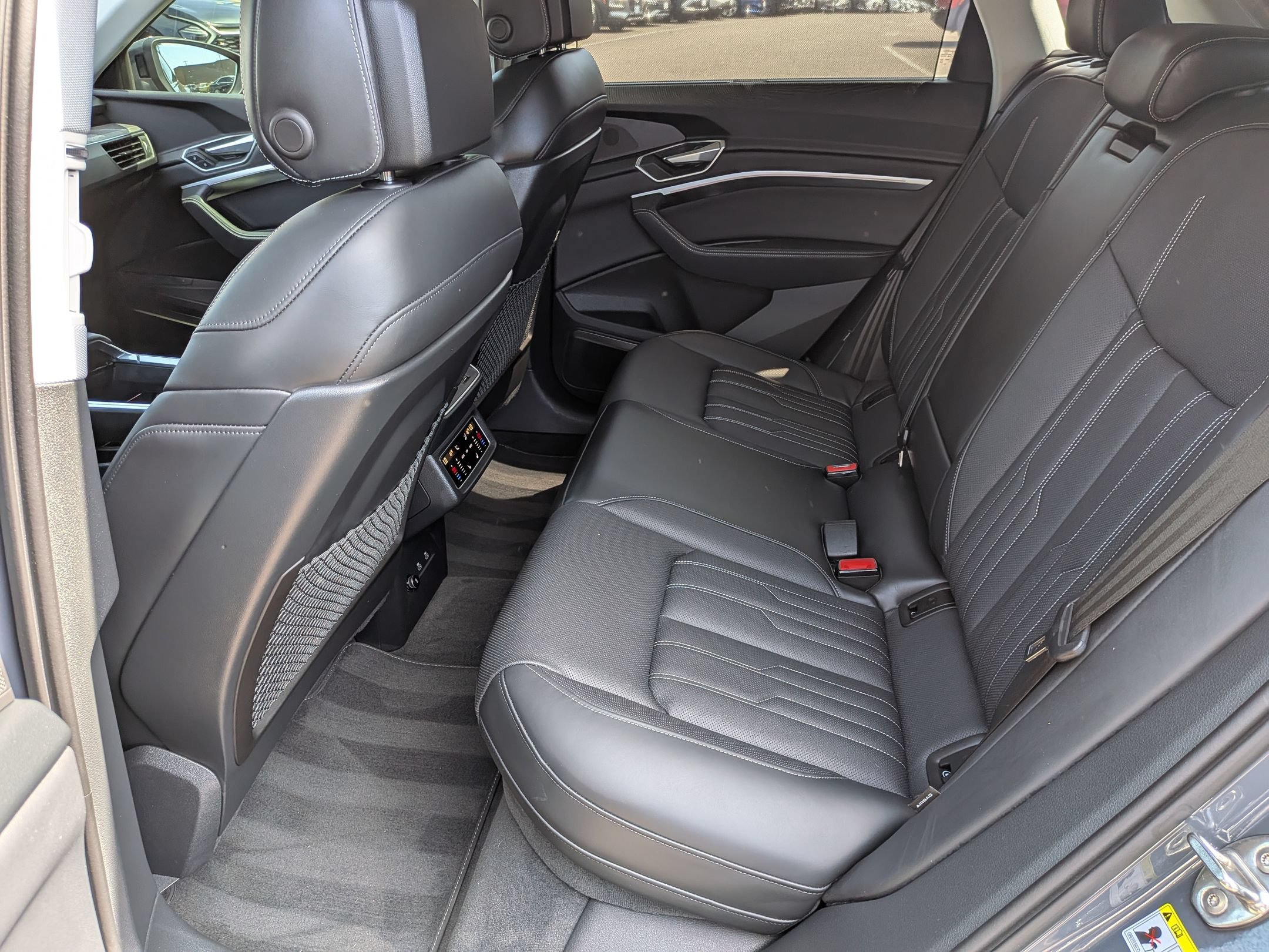 Used 2024 Audi Q8 e-tron Prestige w/ Prestige Package AWD/4WD image 24