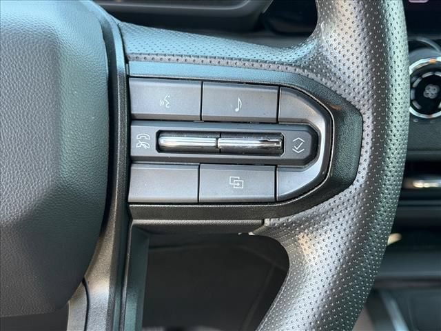 Certified 2023 Chevrolet Colorado Trail Boss w/ Technology Package AWD/4WD image 18