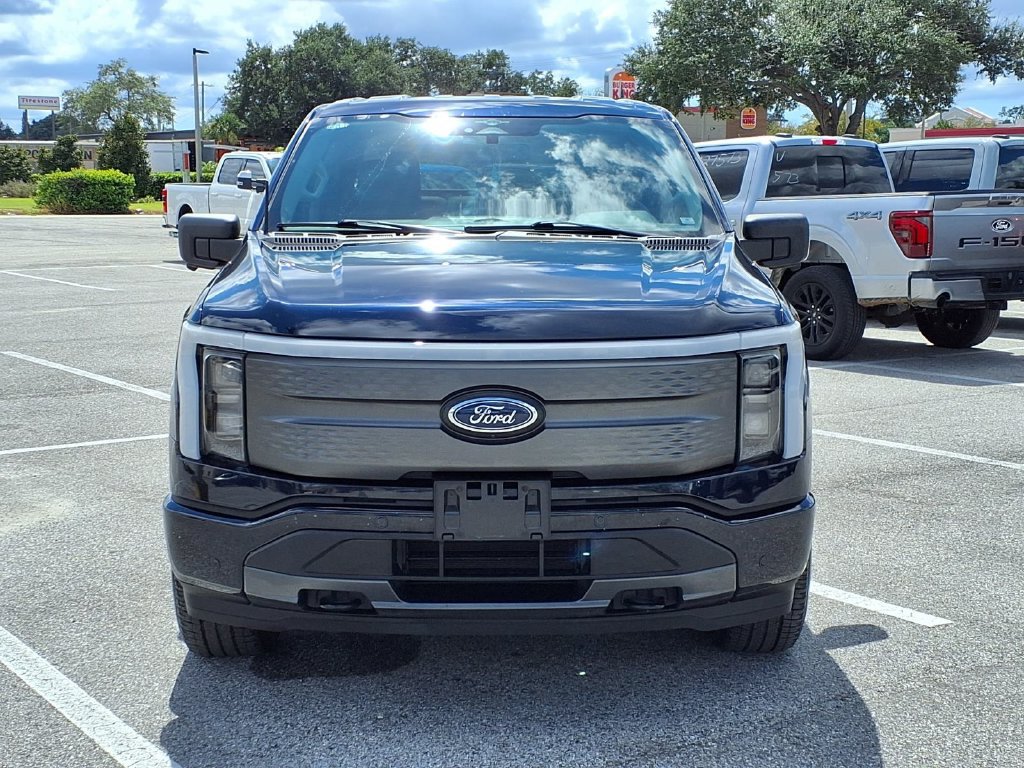 Used 2023 Ford F150 Lightning XLT AWD/4WD image 2