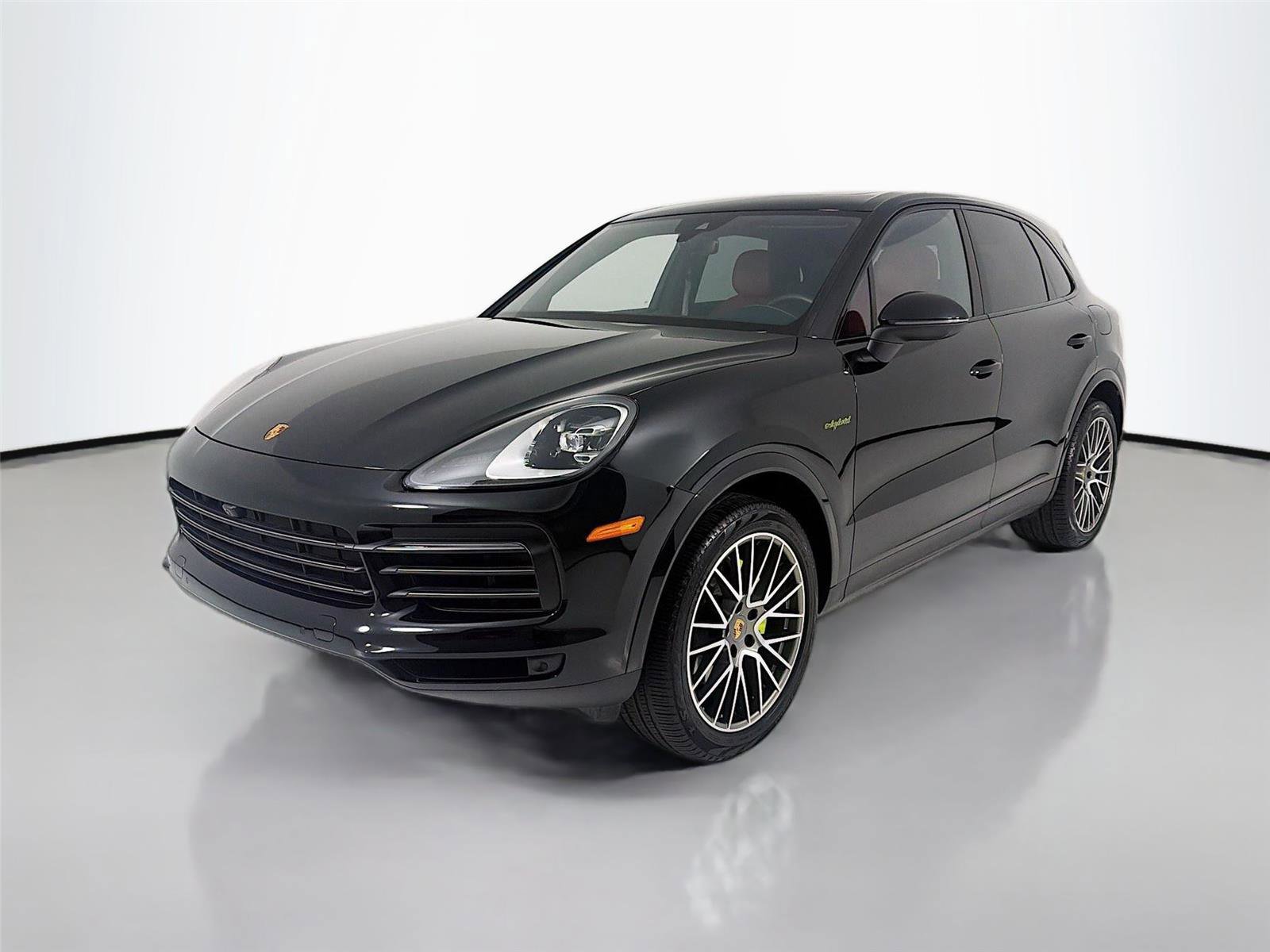 Certified 2022 Porsche Cayenne Platinum Edition