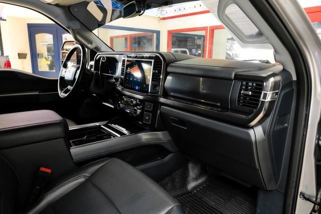 Used 2024 Ford F450 Lariat w/ Lariat Ultimate Package AWD/4WD image 15
