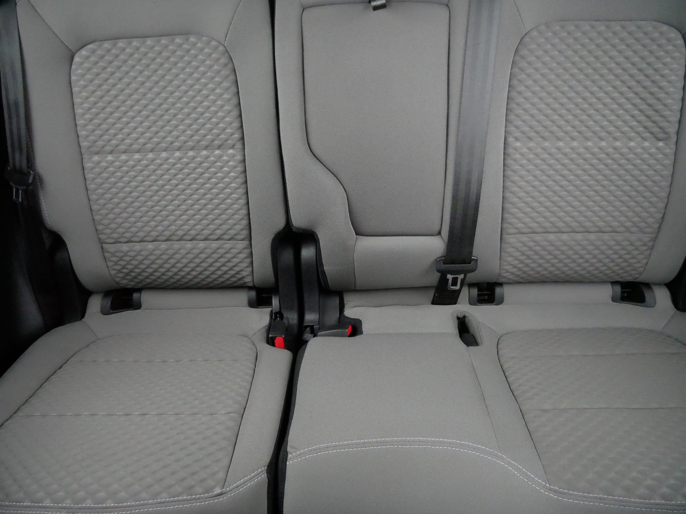 Used 2020 Ford Escape SE Sport image 13