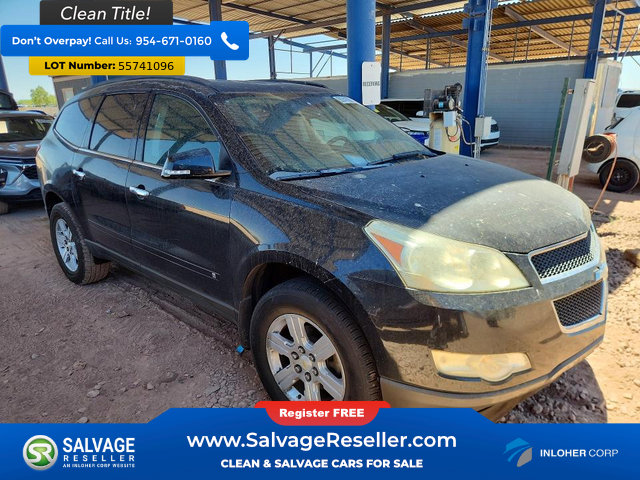 Used 2010 Chevrolet Traverse LT FWD image 5