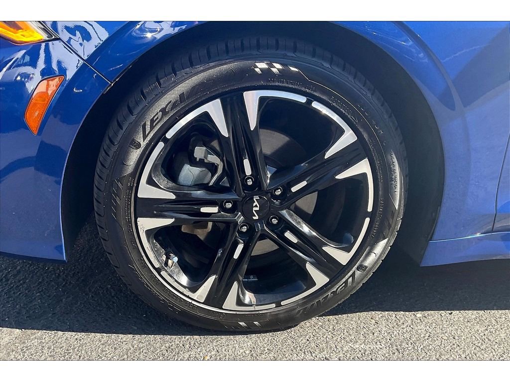 Used 2022 Kia K5 GT-Line w/ GT-Line Awd Premium Package image 8