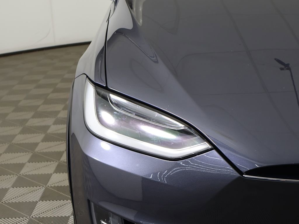 Used 2020 Tesla Model X Long Range image 12