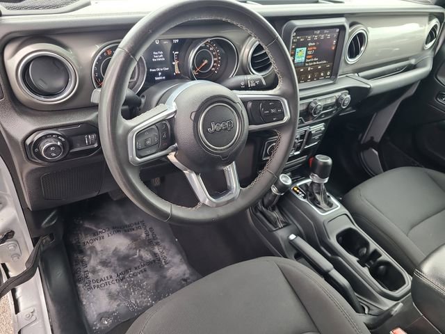 Used 2023 Jeep Gladiator Overland AWD/4WD image 14