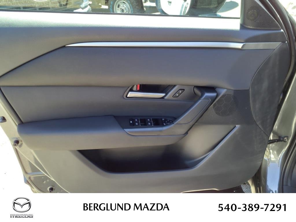 Used 2025 MAZDA CX-50 AWD 2.5 S w/ Cargo Package image 8