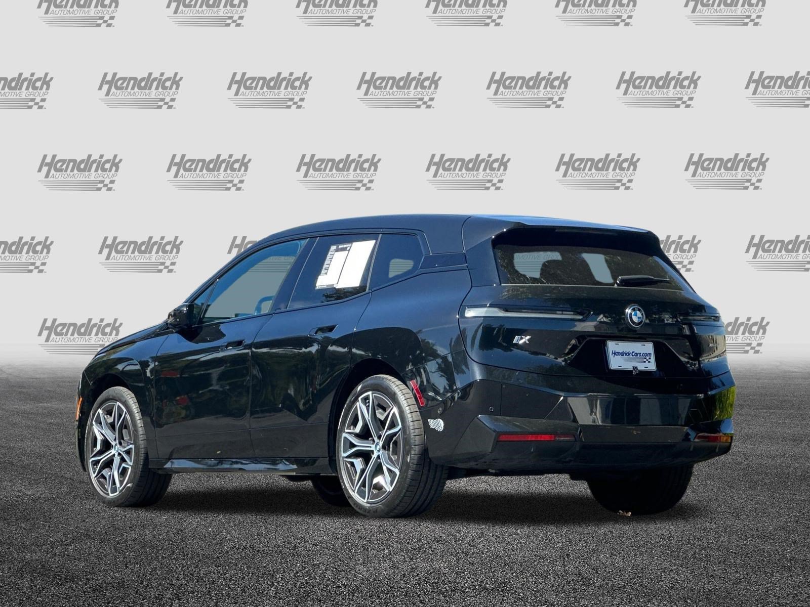 Certified 2024 BMW iX xDrive50 w/ Sport Package AWD/4WD image 7