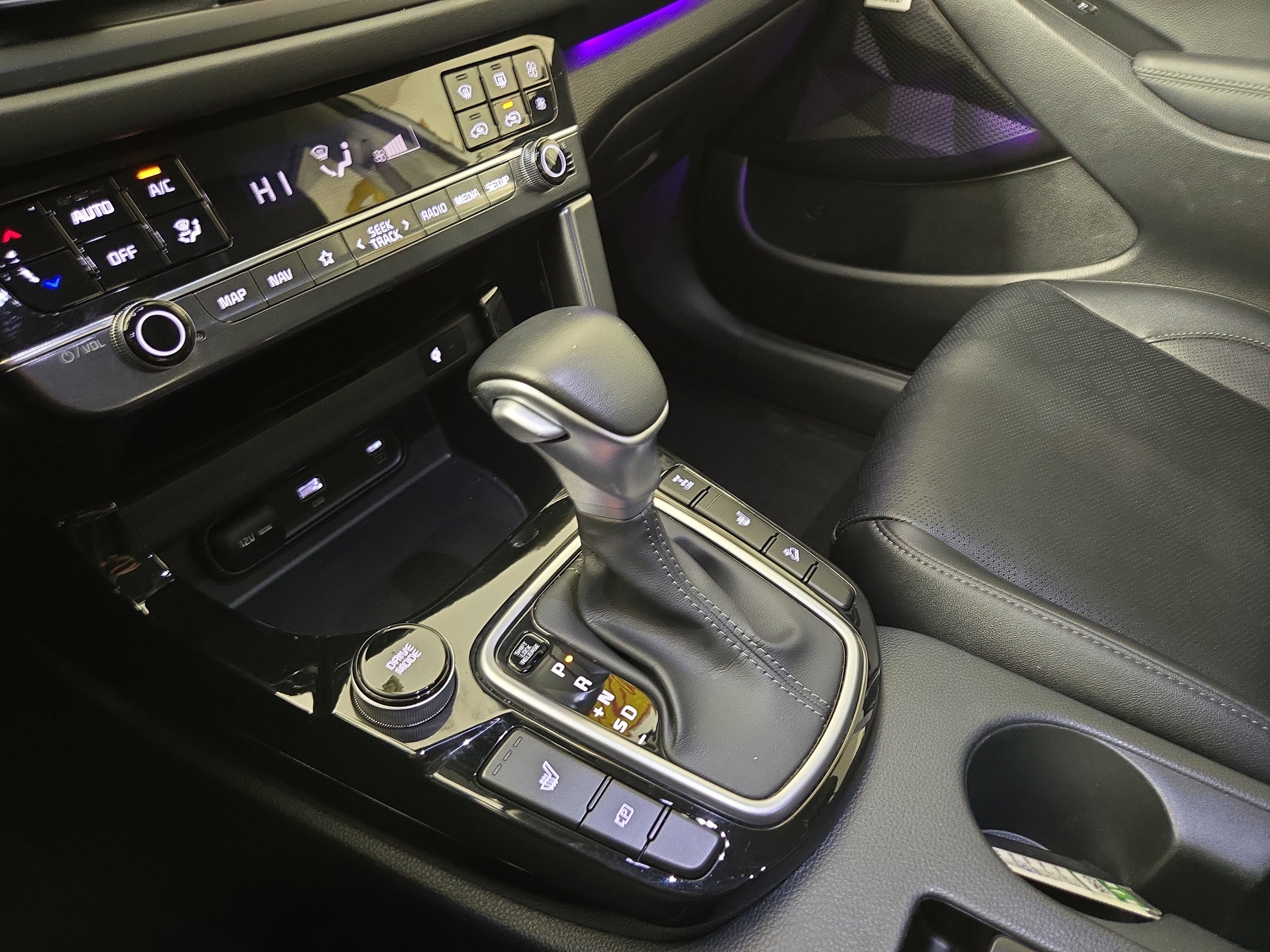 Used 2024 Kia Seltos SX image 23