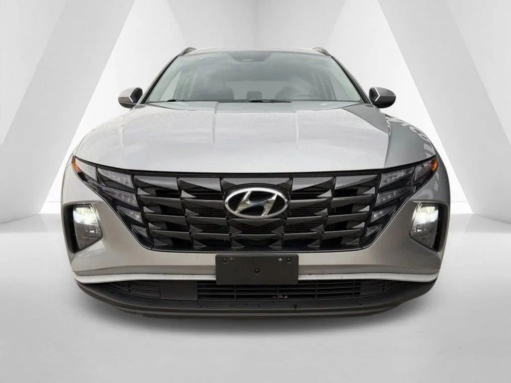 Used 2023 Hyundai Tucson SEL image 2
