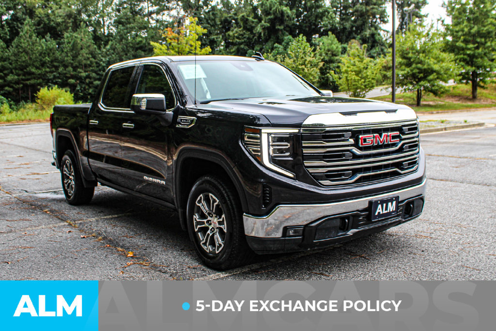Used 2025 GMC Sierra 1500 SLT RWD image 3