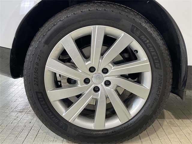 Used 2024 Land Rover Range Rover SE image 13