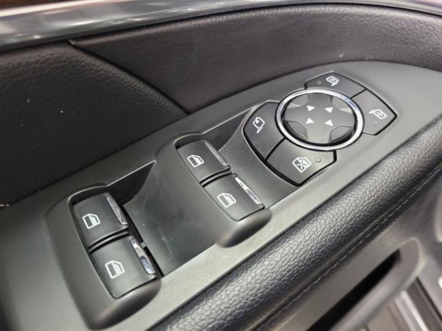 Used 2017 Ford Explorer Limited image 18